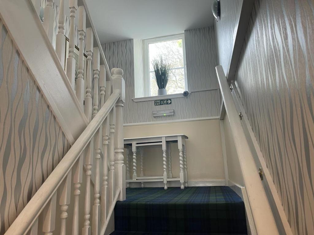 Castle View Accommodation إينفيرنيس المظهر الخارجي الصورة