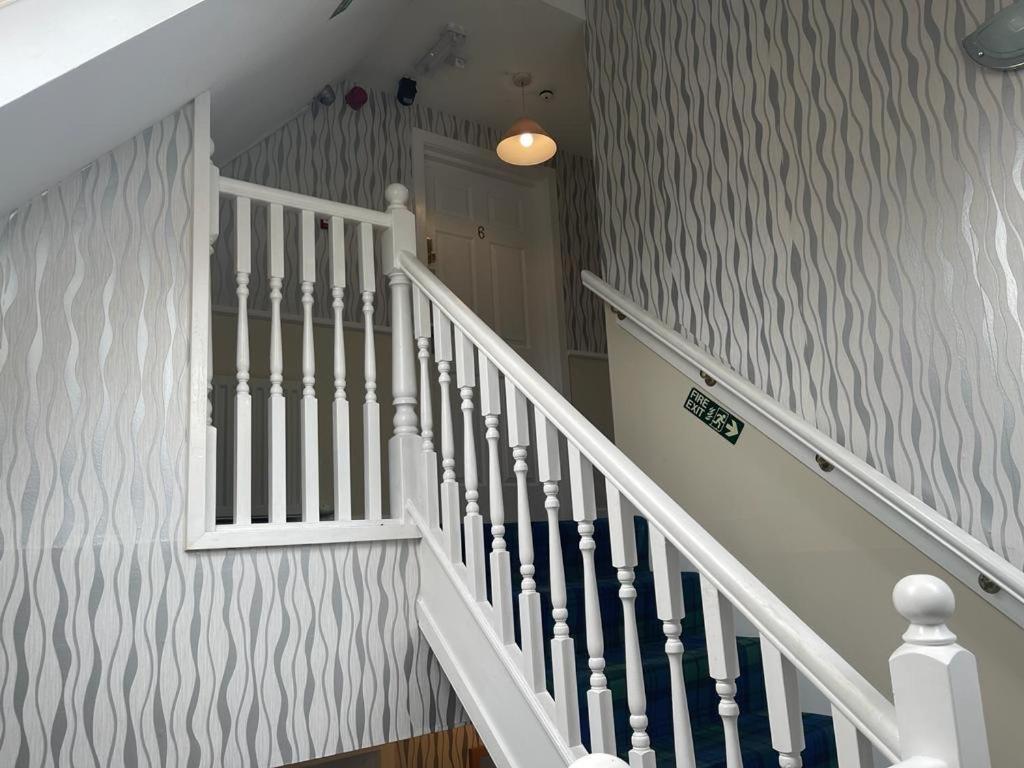 Castle View Accommodation إينفيرنيس المظهر الخارجي الصورة